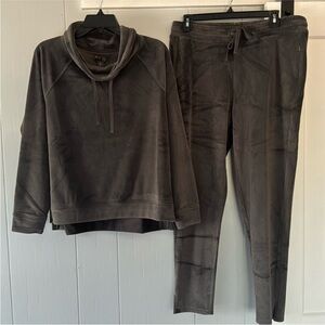 Barefoot Dreams LuxeChic Charcoal Velour lounge set